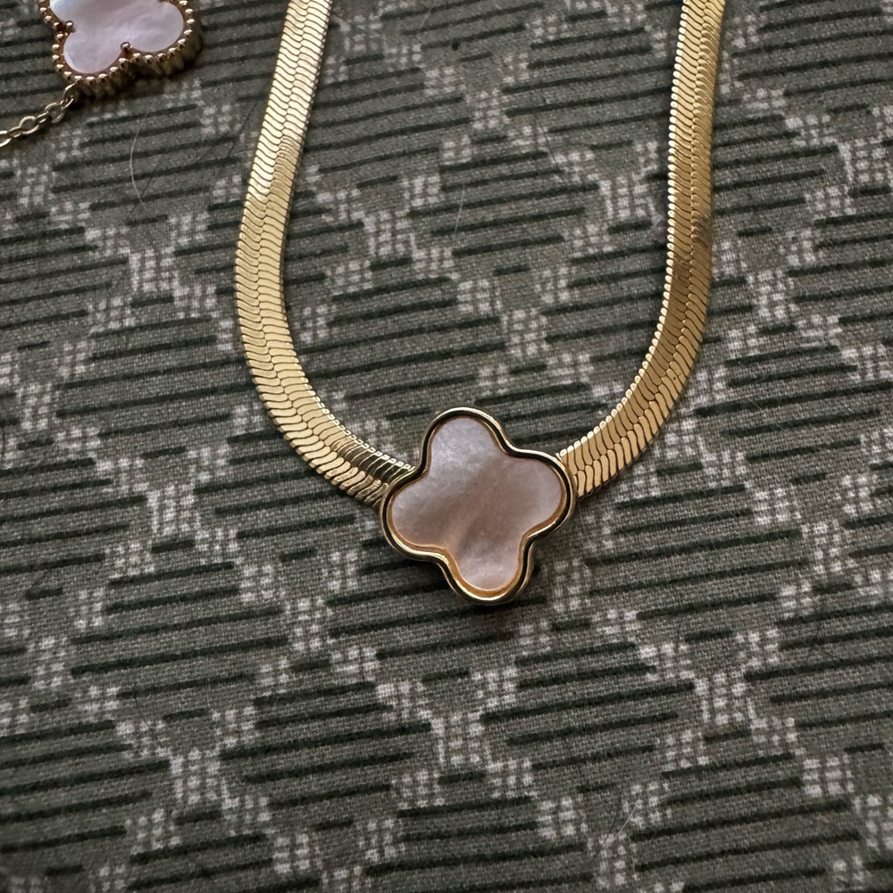 Elegant Gold and White Clover Necklace and Bracelet set